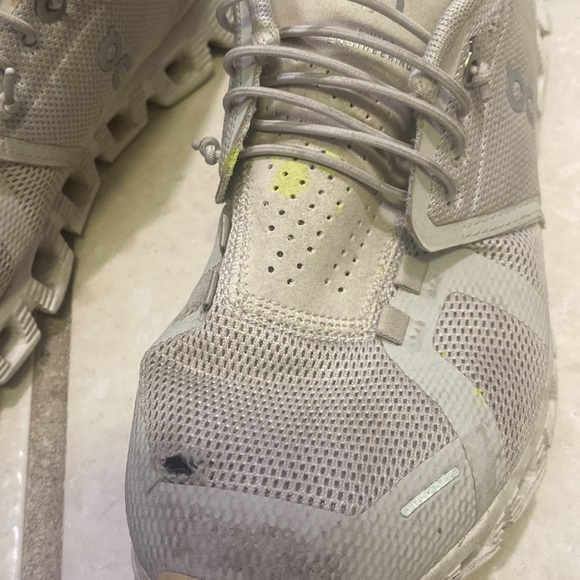 Onclouds - Picture 2 of 4